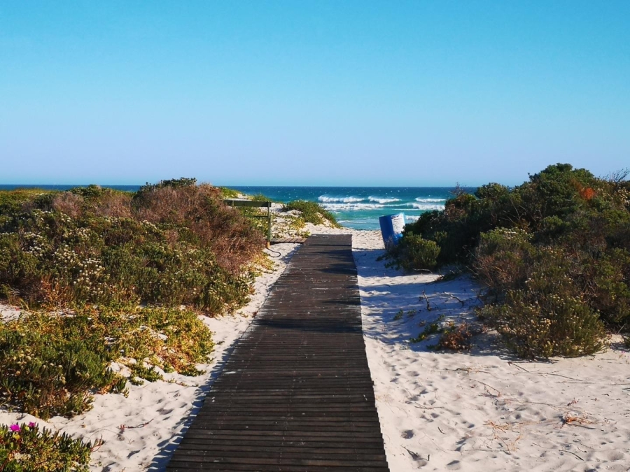 2 Bedroom Property for Sale in Pearly Beach Western Cape